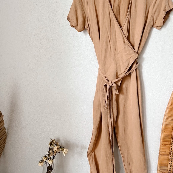 Sotela Tan Jumpsuit - Picture 5 of 6